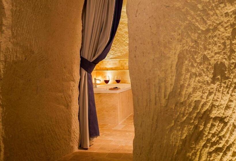 اتاق استاندارد با تخت بزرگ, Azure Cave Suites Cappadocia