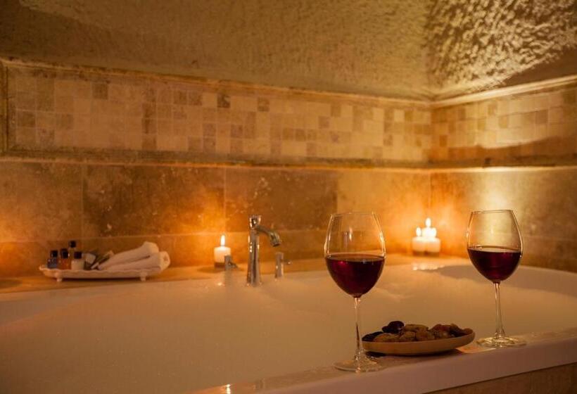 اتاق استاندارد با تخت بزرگ, Azure Cave Suites Cappadocia