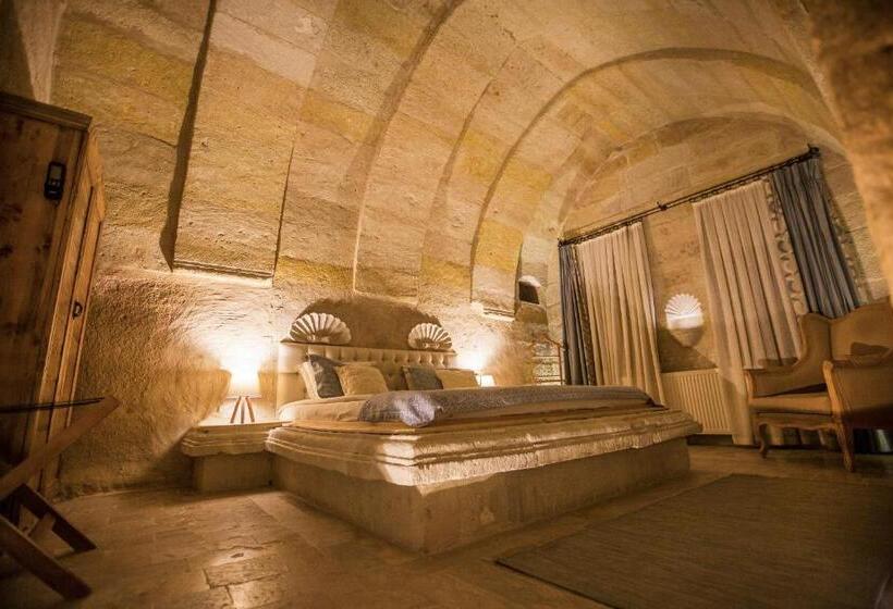 اتاق استاندارد با تخت بزرگ, Azure Cave Suites Cappadocia
