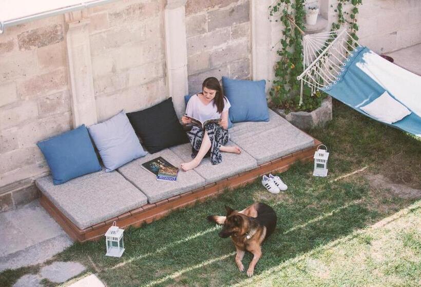 اتاق استاندارد با وان آب گرم, Azure Cave Suites Cappadocia