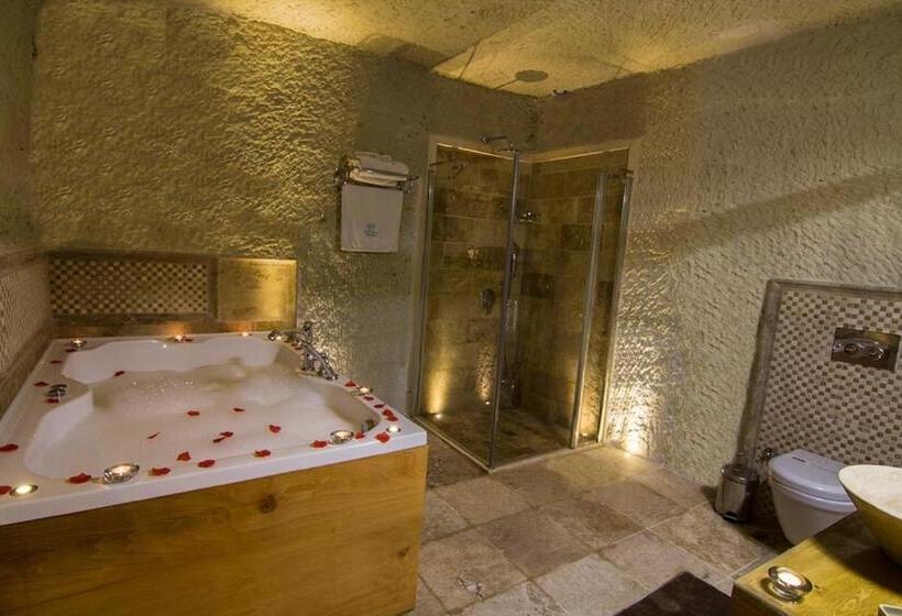 اتاق استاندارد با وان آب گرم, Azure Cave Suites Cappadocia
