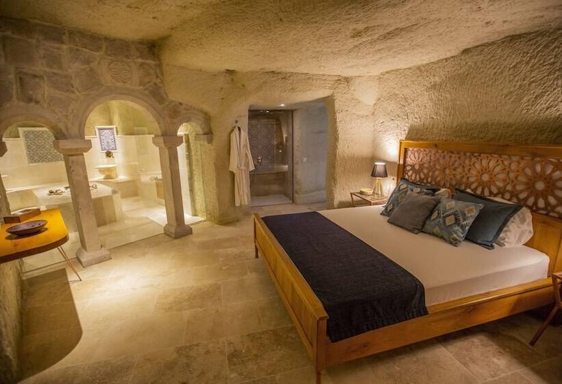 سوئیت رویال, Azure Cave Suites Cappadocia