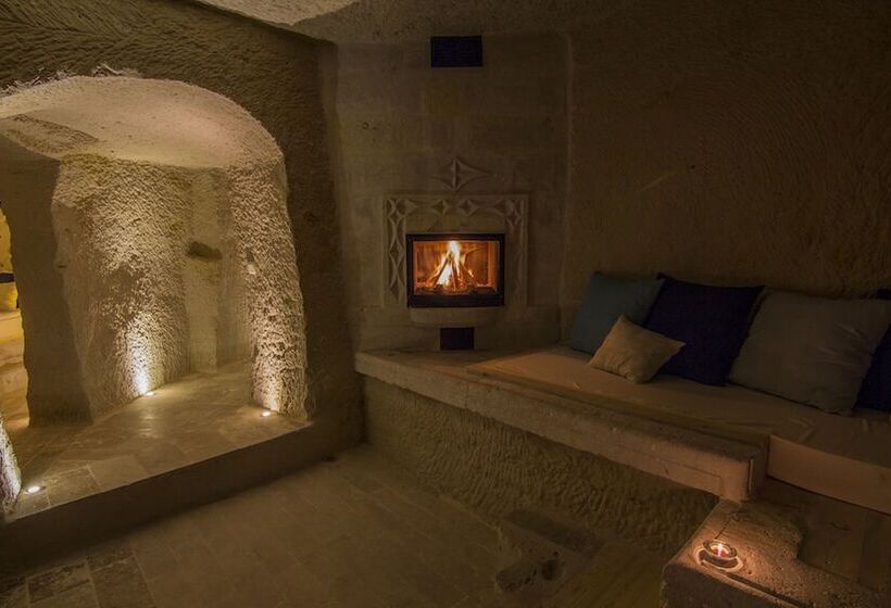 سوییت لوکس, Azure Cave Suites Cappadocia