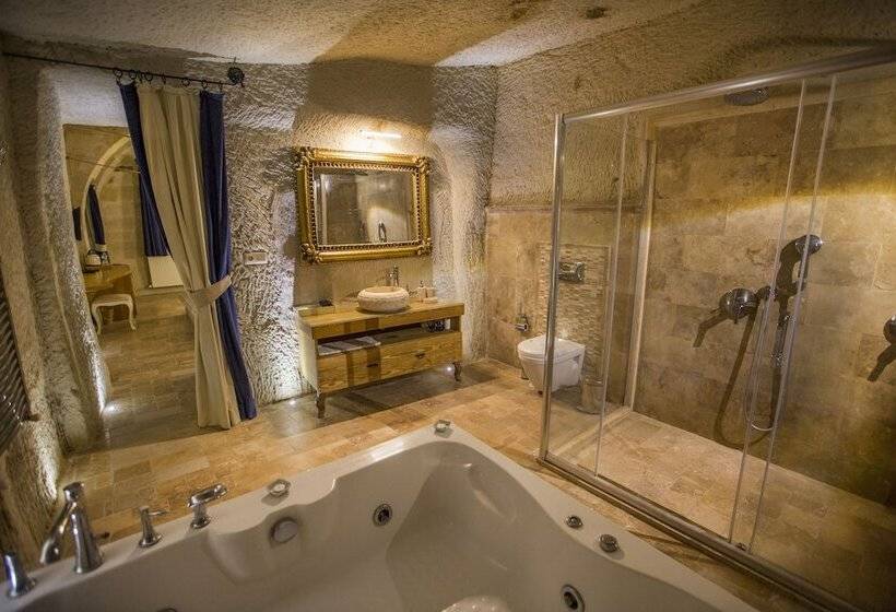 سوییت, Azure Cave Suites Cappadocia