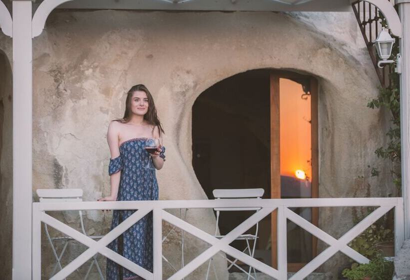 سوییت, Azure Cave Suites Cappadocia