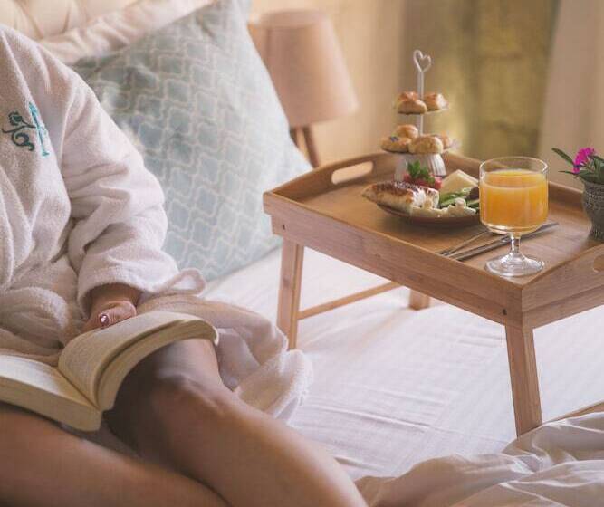 سوییت, Azure Cave Suites Cappadocia