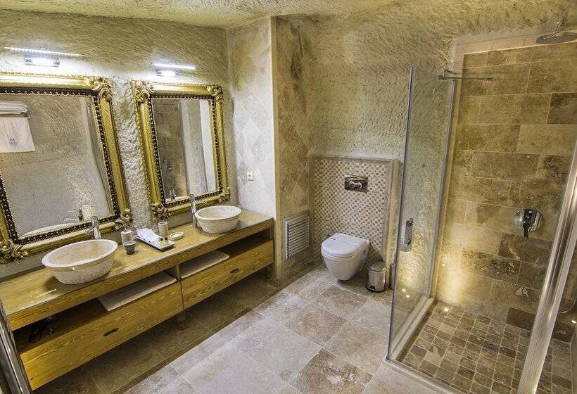 سوییت, Azure Cave Suites Cappadocia