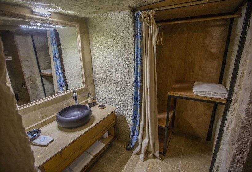 سوئیت رویال, Azure Cave Suites Cappadocia