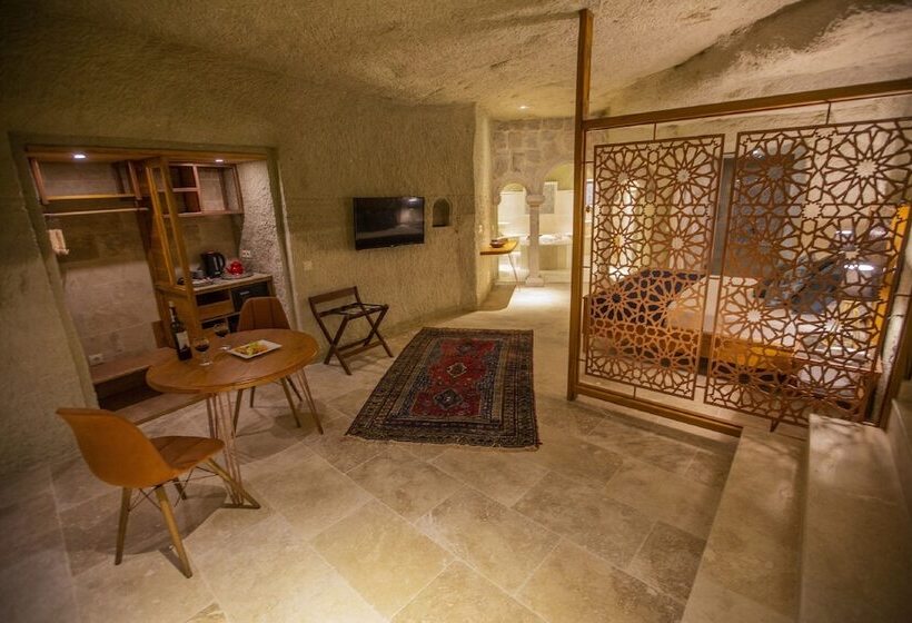 سوئیت رویال, Azure Cave Suites Cappadocia