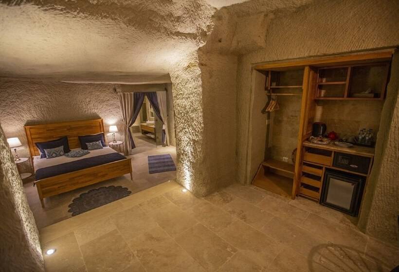 سوئیت رویال, Azure Cave Suites Cappadocia