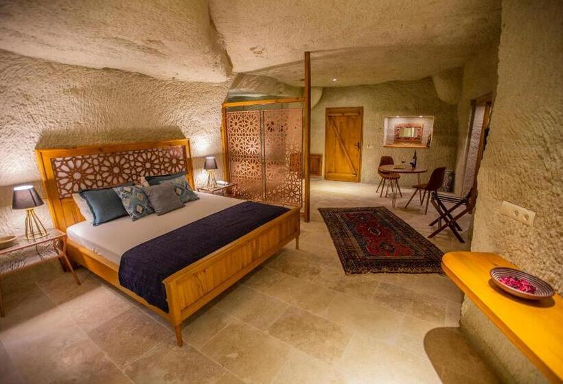 سوئیت رویال, Azure Cave Suites Cappadocia