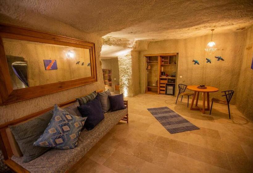 سوئیت رویال, Azure Cave Suites Cappadocia