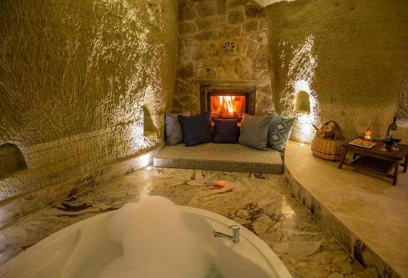 سوئیت رویال, Azure Cave Suites Cappadocia
