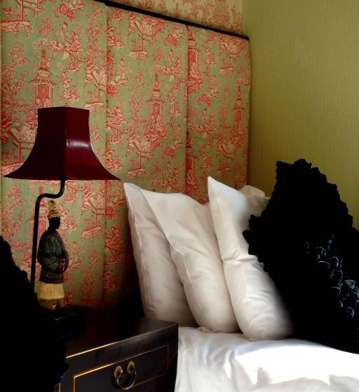 디럭스 룸 킹사이즈 침대, Beachlands