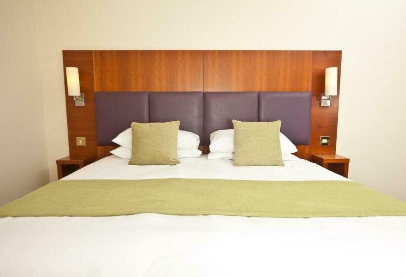 غرفة قياسية, Hello