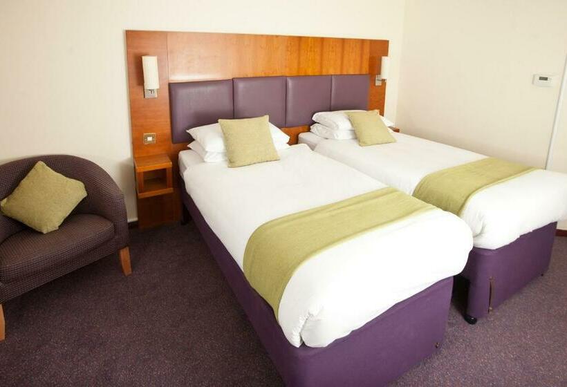 غرفة قياسية, Hello