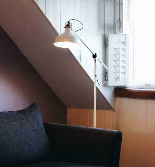 标准间, Llys Meddyg