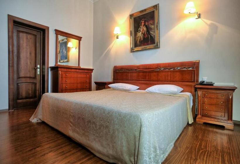 سوییت سوپریور, Ritsa