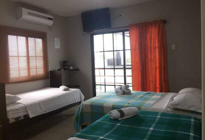 패밀리 룸, Ronabi Beach