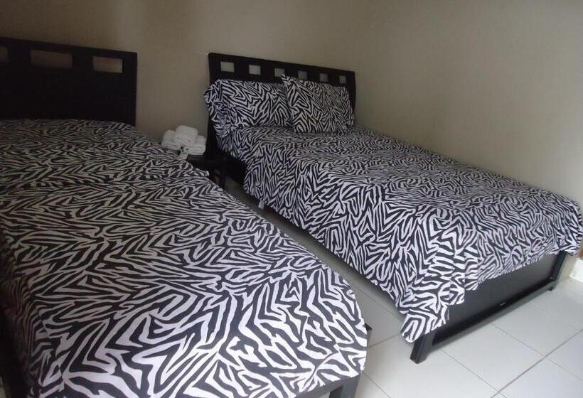 스탠다드 트리플 룸, Ronabi Beach