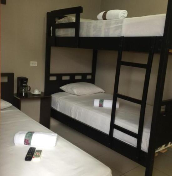 스탠다드 트리플 룸, Ronabi Beach