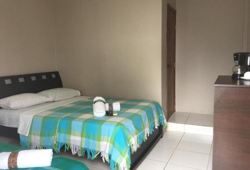 스탠다드 트리플 룸, Ronabi Beach