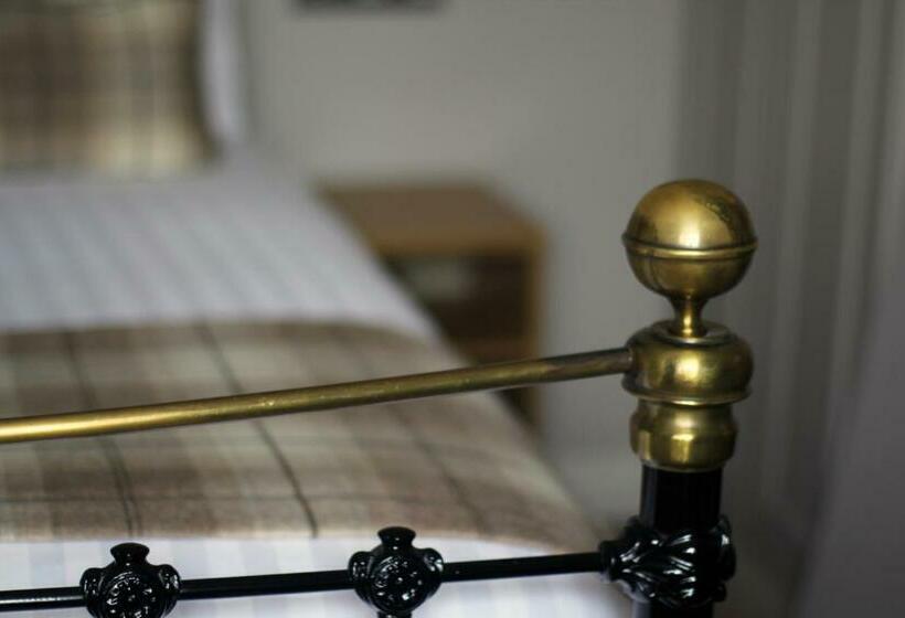 חדר סטנדרט, The Brantwood