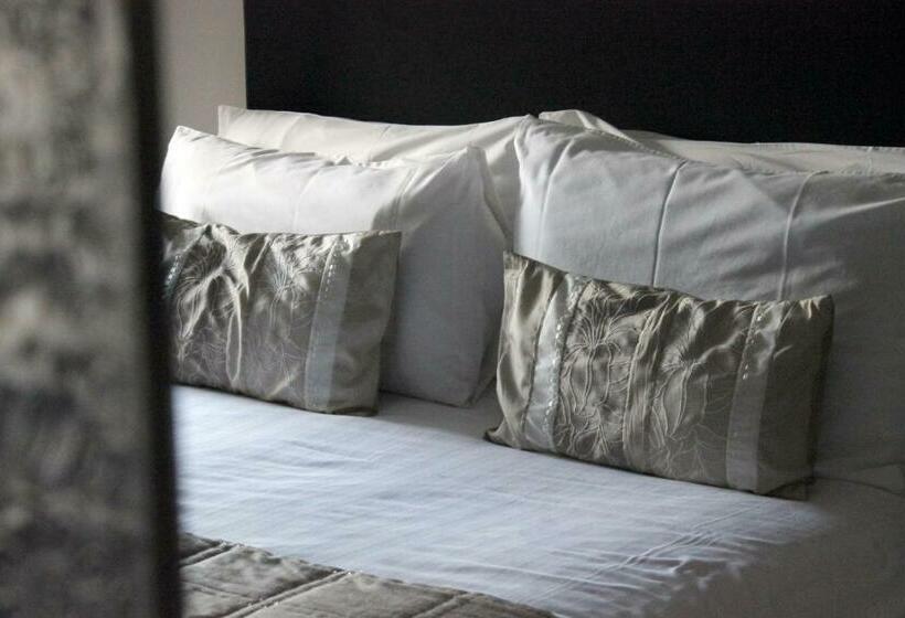 חדר סטנדרט, The Brantwood