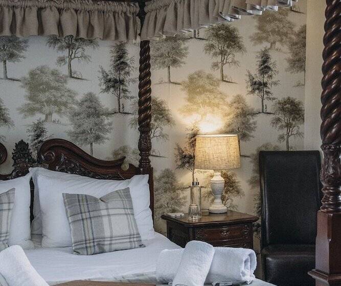 חדר דלוקס, The George Inn