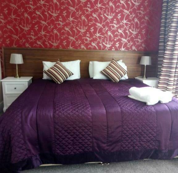 غرفة قياسية, The Royal