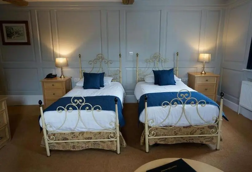 デラックスルーム, Waveney House