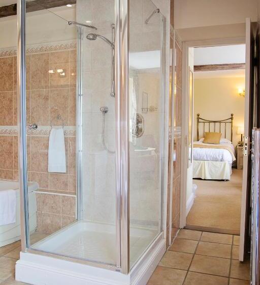 디럭스 룸, Waveney House