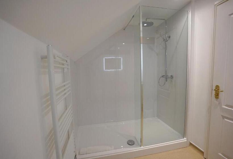 디럭스 룸 킹사이즈 침대, Waveney House