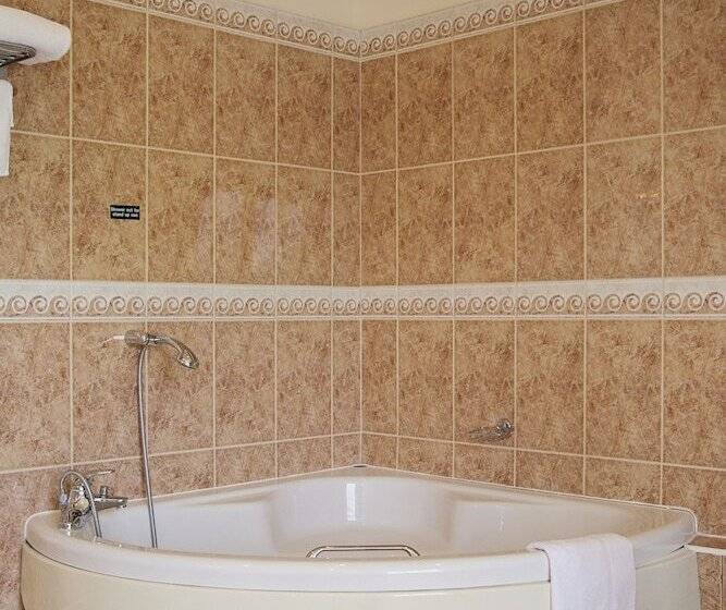 غرفة ديلوكس, Waveney House