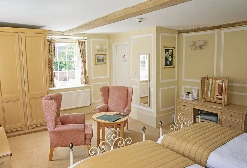 デラックスルーム, Waveney House