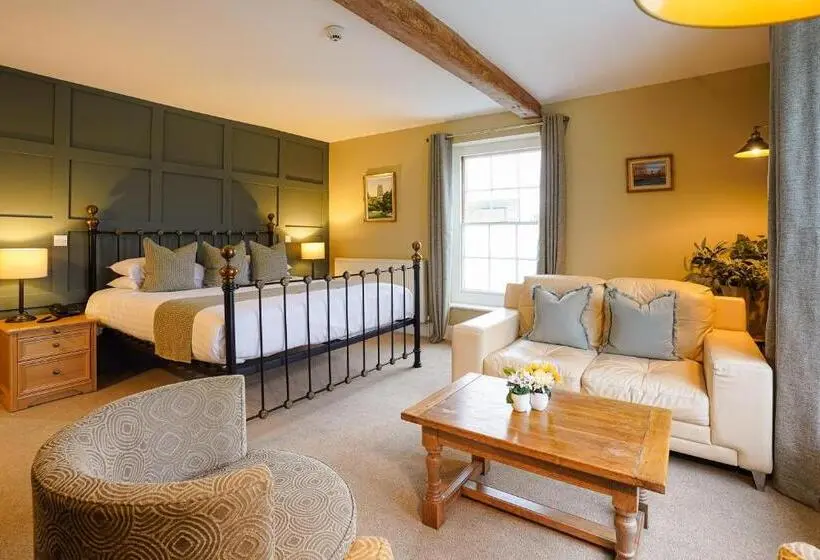 スーペリアースイート, Waveney House