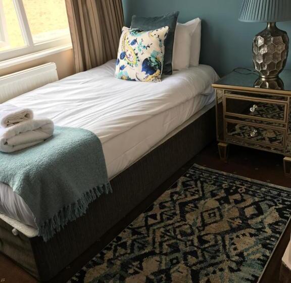 スタンダードシングルルーム, Wroxham