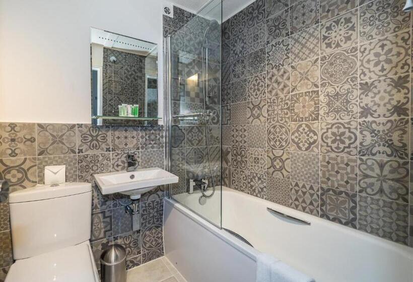 デラックスルーム, Wroxham