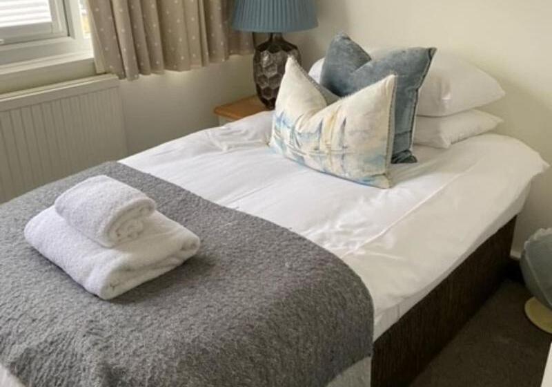 スタンダードシングルルーム, Wroxham