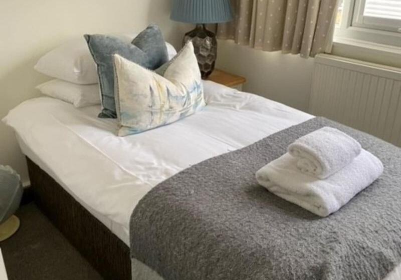 スタンダードシングルルーム, Wroxham