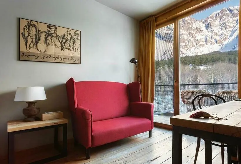 キングサイズベッドのエクゼクティブルーム, Rooms Hotel Kazbegi