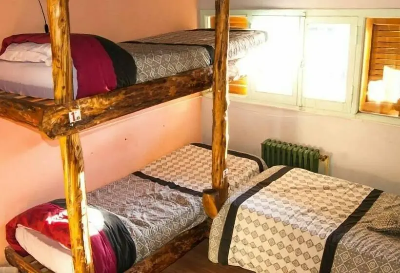 تختخواب در اتاق مشترک, Casa Del Pueblo Hostel