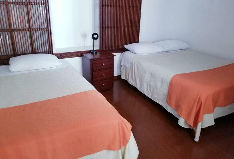 اتاق استاندارد, Heritage Inn