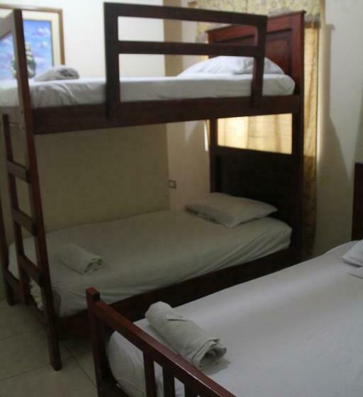 غرفة قياسية ثلاثية, Hostal Rosa Mar