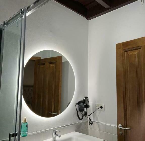 اتاق استاندارد, Mercader De Sedas