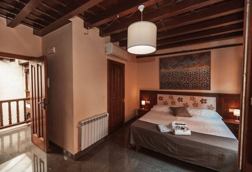 اتاق استاندارد, Mercader De Sedas