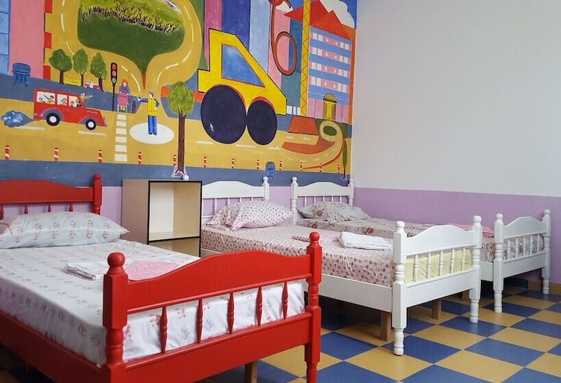 스탠다드 트리플 룸, Home Hostel