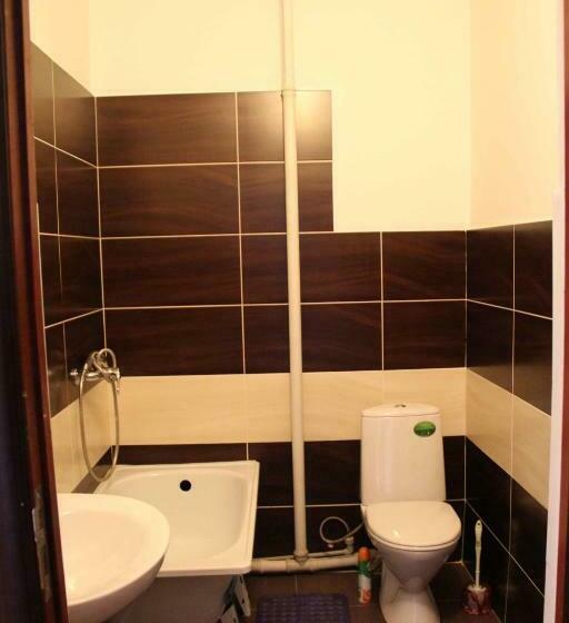 اتاق استاندارد, Astina