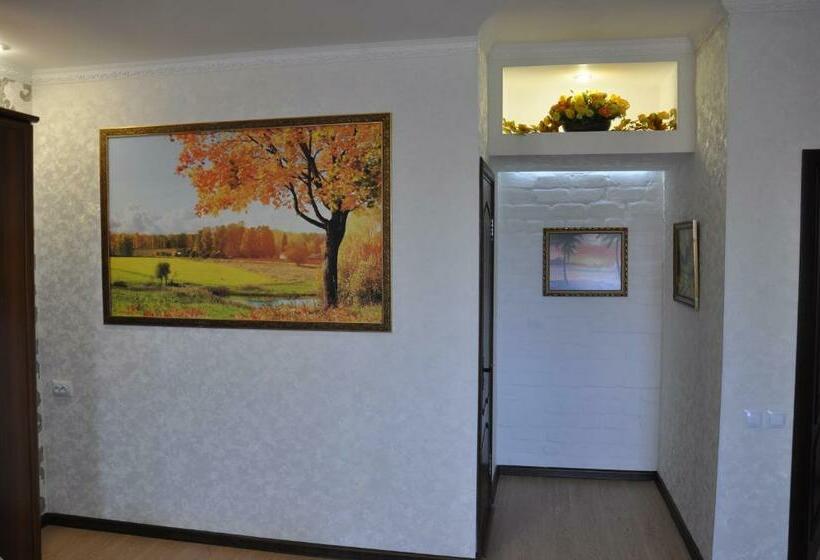 اتاق راحتی, Astina