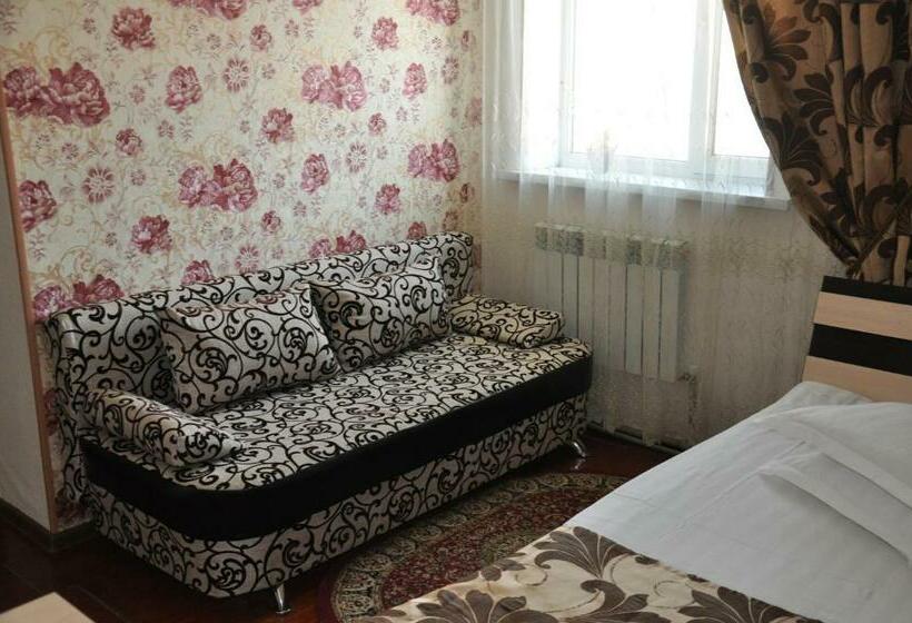 اتاق استاندارد, Astina